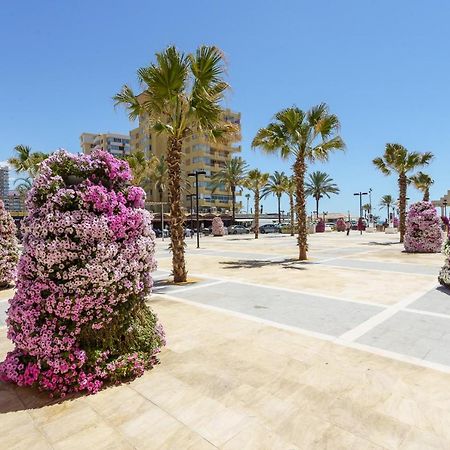Hostal Costabella Powered By Faro Homes Fuengirola Exterior foto